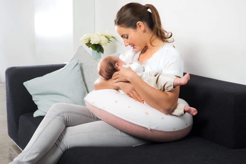 Coussin de Maternite Doomoo Pink Stars, babymoov pink — vue 2 sur 2