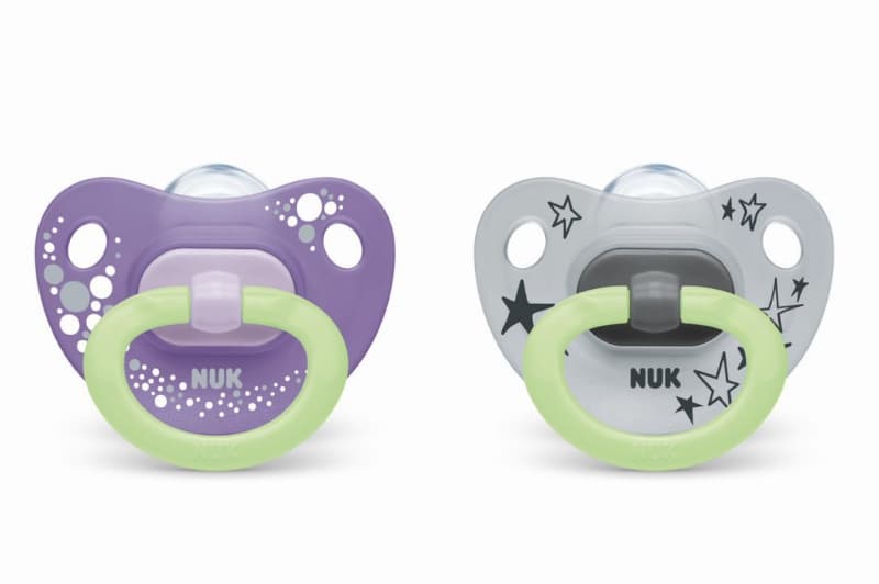 2 Sucettes Classic Nuit 18-36m Fille - a Ecoulement des Stocks, developpement buccal nuk imprimã©e 18-36 mois per