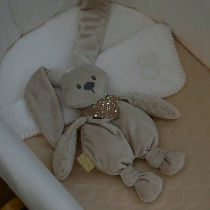 Peluche avec Bandana Glow, sable 36cm lapidou nattou 25/03 — vue 2 sur 3