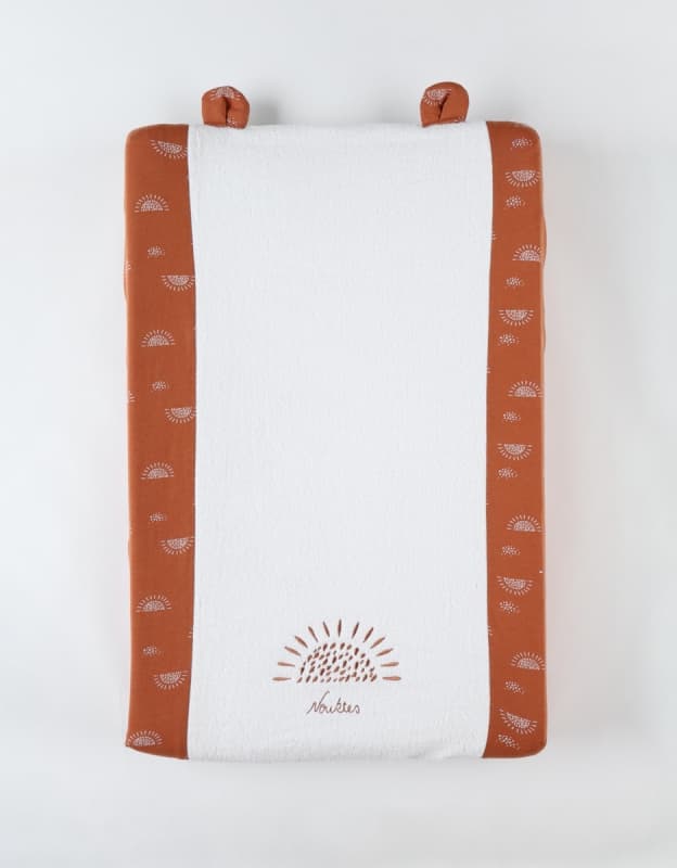 B&k Mat a Langer Soleil 45x67+ Housse Eponge, b&k brique 70x45x10 — vue 1 sur 3
