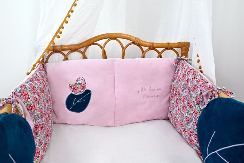 Boh'aime Tour de Lit, rose 180x30cm doudou sensoriel doudou et compagnie a-24 h-24 — vue 3 sur 5