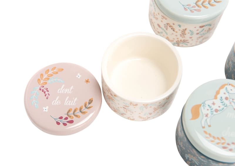 Coffret Naissance Olga, 4i2-sofia et olga reines de la taiga amadeus les petits l17xh4.5xp16.5 p-23 e-23 — vue 3 sur 4