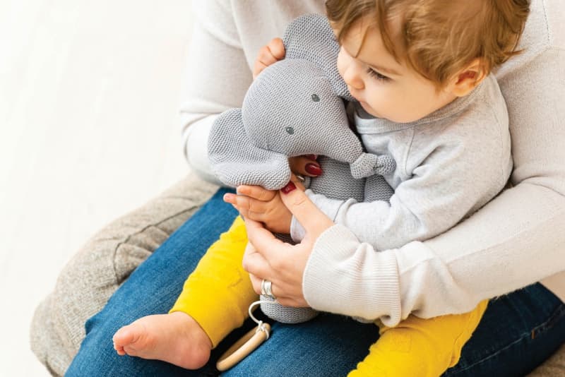 Doudou Musical Tricot Gris 32 Cm Tembo, tembo nattou gris 28cm per — vue 3 sur 3