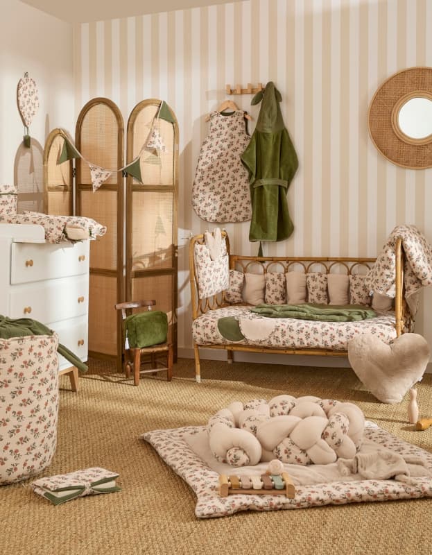 Range-pyjama & Doudous - Secret Cottage, fleurs beige secret cottage bb&co — vue 2 sur 2