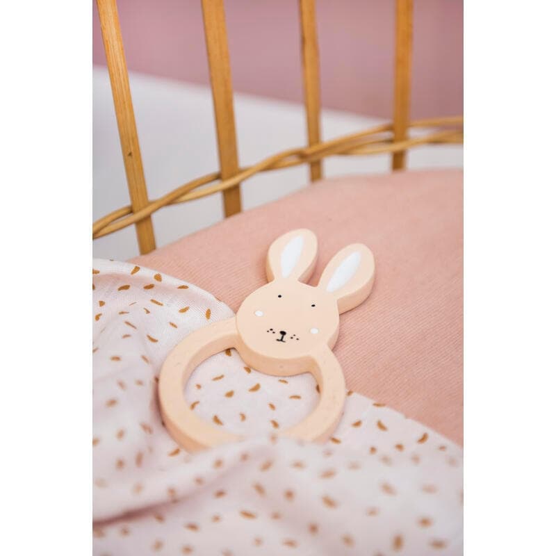 Natural Rubber Round Teether - Mrs. Rabbit, trixie rose — vue 1 sur 5