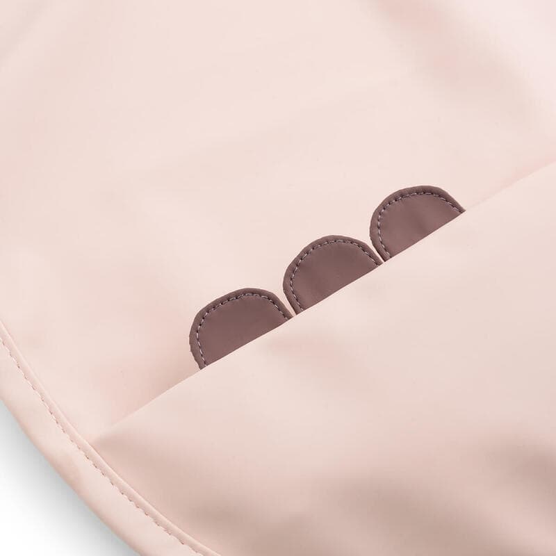 Bavoir Elastique Croco, rose done by deer news feb 2023 — vue 3 sur 3
