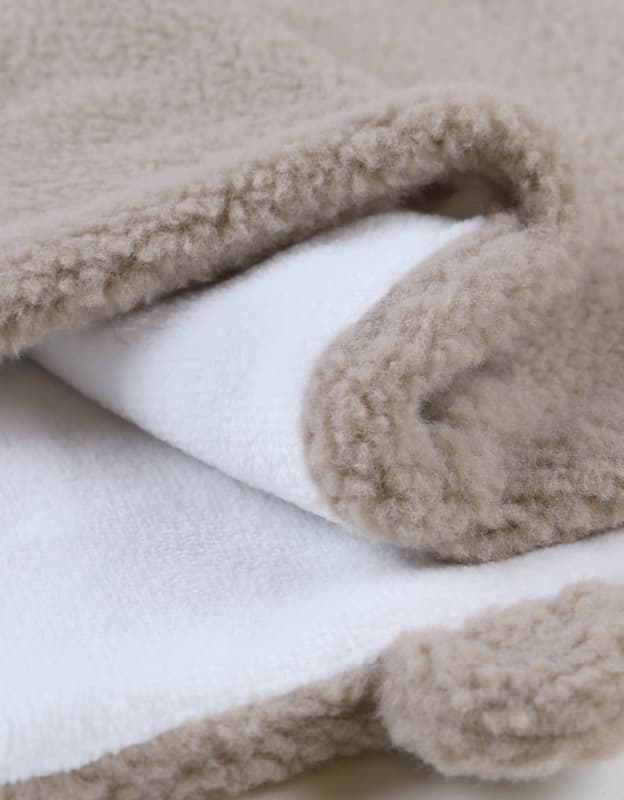 M&m24 Couverture en Fausse Fourrure Ouatiné, Beige - 75x100cm, beige 75x100 cm mix & match noukies permanent — vue 4 sur 5
