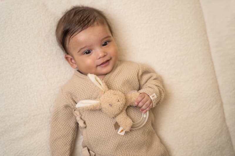 Anneau Hochet Lapin, blanc beige 0m+ baby bunny little dutch 05-24 — vue 3 sur 8