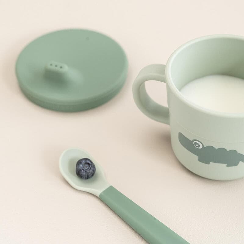 Foodie Tasse Apprentissage&snack Croco, vert done by deer news aw 2023 — vue 3 sur 5