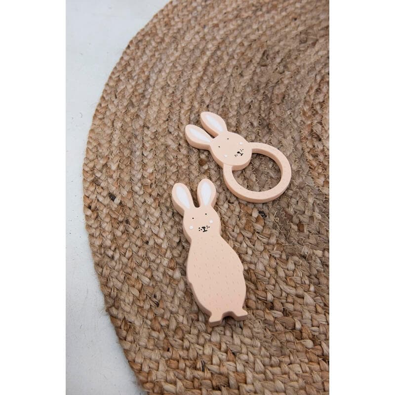 Natural Rubber Round Teether - Mrs. Rabbit, trixie rose — vue 3 sur 5