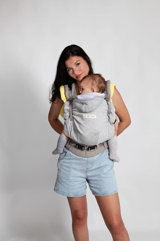 Porte Bebe Hoodiecarrier 2, gris athletique 0-36m love radius 24/09 — vue 1 sur 4