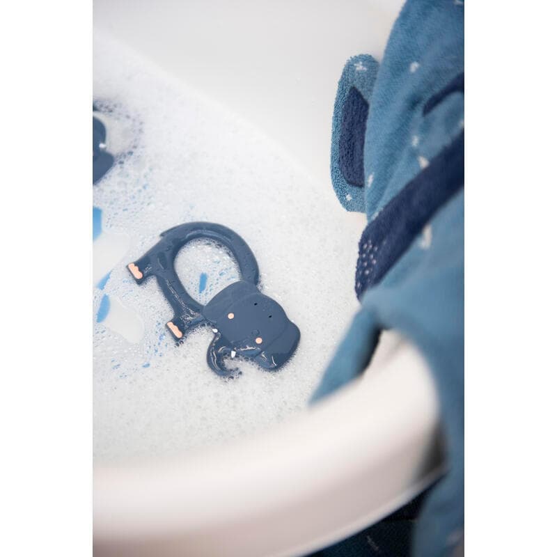 Natural Rubber Grasping Toy - Mrs. Elephant, trixie bleu — vue 3 sur 5