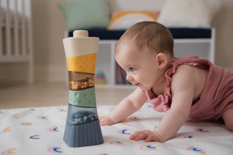 Tour Sensorielle a Empiler, multicolore babytolove — vue 3 sur 5