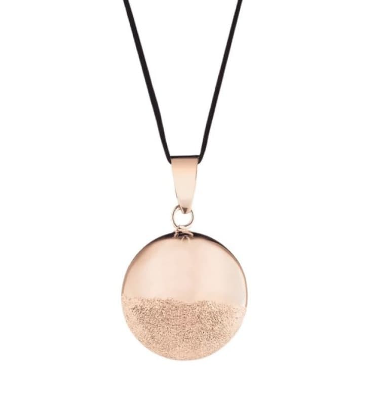 Bola Sphere, Dore a l'Or Fin Rose/poudre de Diamant, avec Cordon Noir, sphere or rose u — vue 1 sur 2