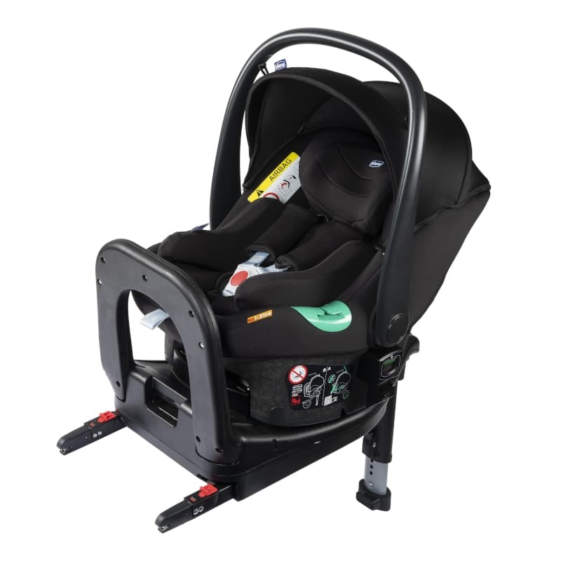Siege-auto Kiros I-size avec Base, chicco black 40-78 cm — vue 1 sur 3