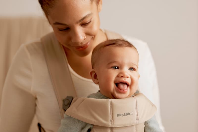 Porte-bebe Mini Tisse Beige, 15 mai 2024 — vue 4 sur 7