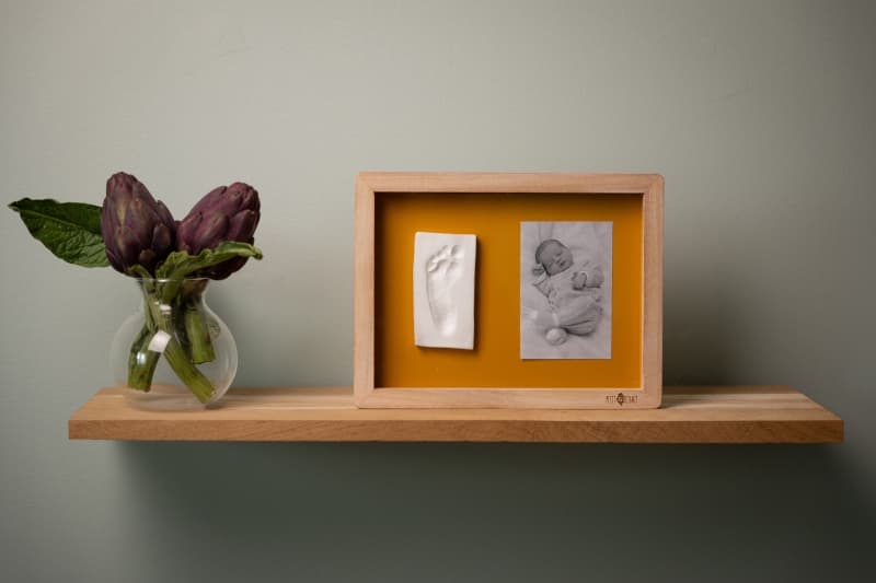 Cadre Classique - Daisy Ochre, ocre bois petit artichaut — vue 3 sur 4