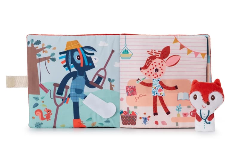 Livre d'Activites Alice Docteur, il etait une fois lilliputiens rouge 16 x 5,5 x 16 collection 2024 p/e — vue 4 sur 5