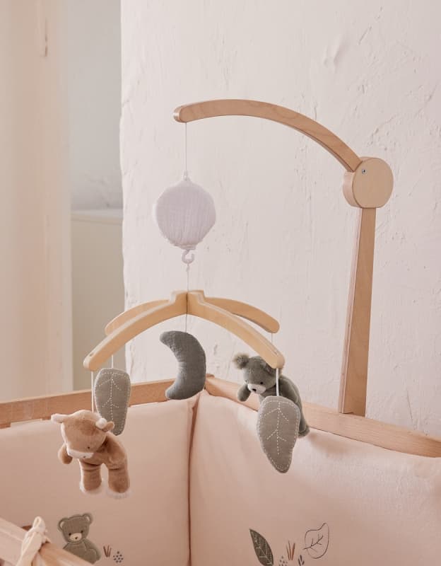 Mobile Musical Bras Bois, fluffy, orso & lily noukie's — vue 2 sur 6