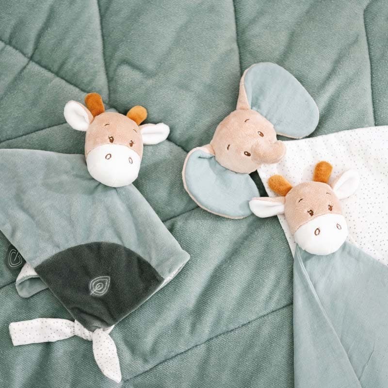 Doudou Swaddle Axel Elephant, luna&axel nattou — vue 1 sur 2