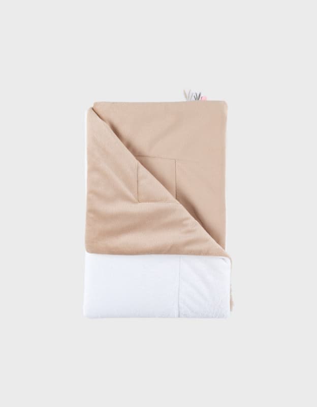 Couverture Veloudoux, 75x100cm fluffy, orso & lily noukie's — vue 3 sur 6