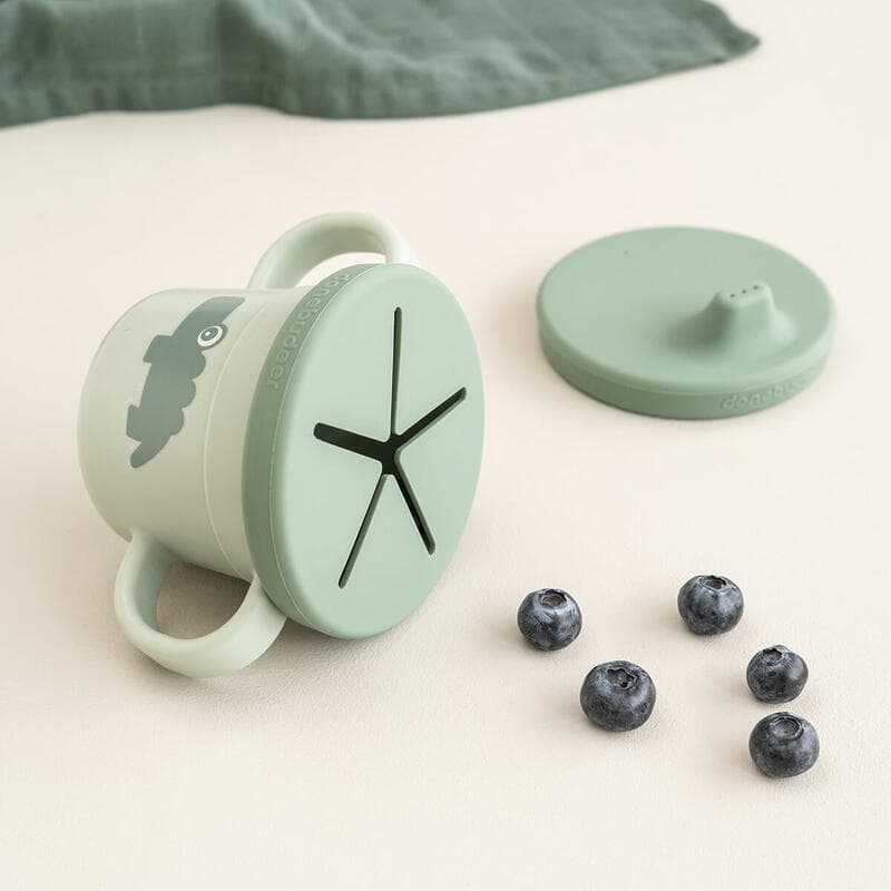 Foodie Tasse Apprentissage&snack Croco, vert done by deer news aw 2023 — vue 4 sur 5